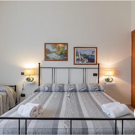 La Terrazza Hotel Peschiera del Garda Luaran gambar